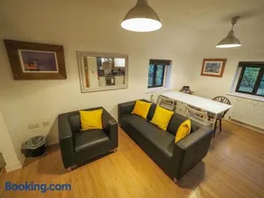 2 Ringles Place - Image 3