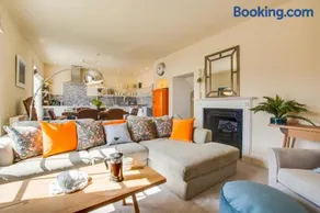 4 Bed in Cromer oc-2117 - Image 5