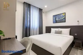 Urban 19 Residences Designer Stay - Image 1