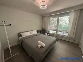 Modern Private Room with Bessarion Subway North York - Image 3
