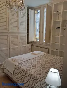 Small Luxury Bed & Breakfast - Image 4