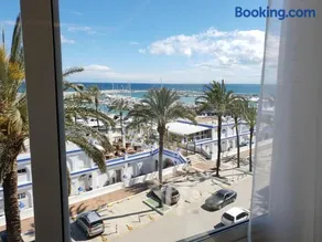 FANTASTIC APARTMENT IN FRONT OF THE SEA & MARINA - Image 3