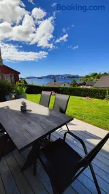 Apartment Ulsteinvik - Image 1