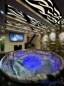 Castello luxury spa - Image 1