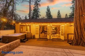 2 cabins-22 guests-2 hot tubs-Lake Access-Glamping - Image 1