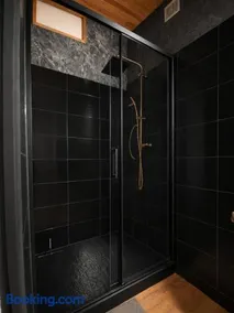 Cinéma et jeux de société, logement calme - Image 5