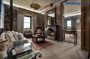 Vale Hill House - Image 3