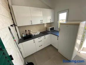 Maritom Apartments - Image 5