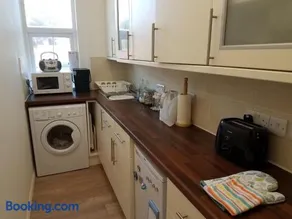 Dawlish Sea View Apartment - Image 2