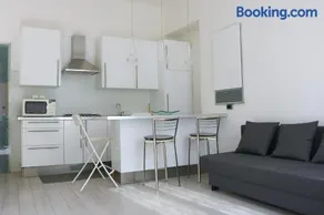 Design Canal Apartment - Image 2