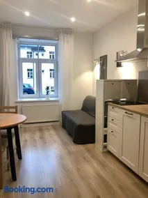 Pernavas Park & Bed Apartment Riga - Image 5
