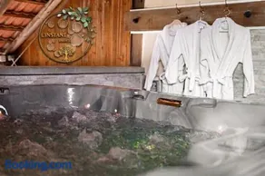 Maison d'hôtes avec Jacuzzi Sauna - Image 1