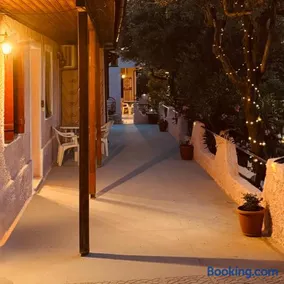 Gradakia Cottages 2 - Image 5