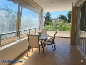 G&E Eretria House - Image 1