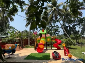 Crown Holiday Village near Marawila - Image 3