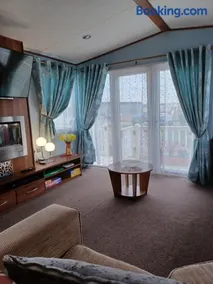 Vista Caravan Hire - Image 1