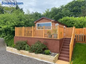 The Beehive -Stunning Views - Hot Tub - Romantic - Image 1