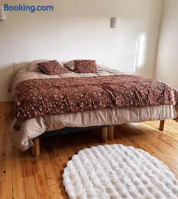 Spacious, bright and comfortable bedrooms - Image 1