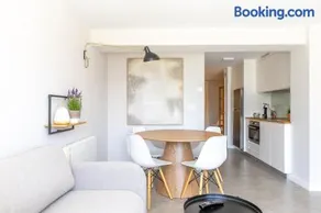 LM house - Image 1