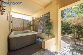 Athens Country House - Heated Jacuzzi - free bikes - Image 1