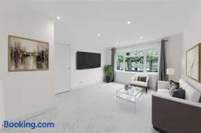 Thames Lodge - Image 2