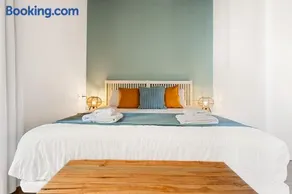 Lodging Apartments Barceloneta Beach Studio P2 - Image 4