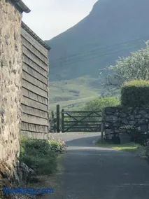 Detached cottage in the hills near Dolgellau - Image 4