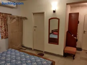 Lovely couple friendly guest house - Image 5
