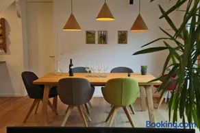 Apartment Jurijana - New 4-Bedroom Triplex with Sauna & Garden - Image 4
