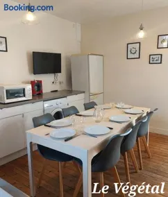 Les Belles Terrasses Dieppe ,3 appartements , LE VEGETAL de 1 à 8 personnes , LE TROPICAL de 1 à 6 personnes , LE FLORAL avec TERRASSE de 1 à 3 personnes , quartier calme au stationnement gratuit à coté de l'avenue verte - Image 1