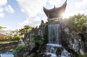琉球モダンスタイルの那覇の閑静な隠れ家 駅まで徒歩圏内の好立地 1階 - Image 3