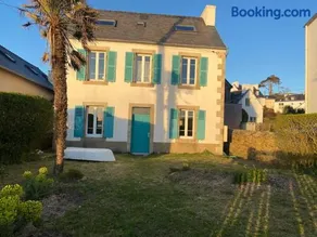 Water front Tradition breton fisherman house - Image 1