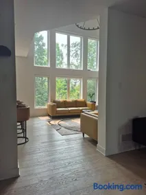 The Creek Home - Image 3