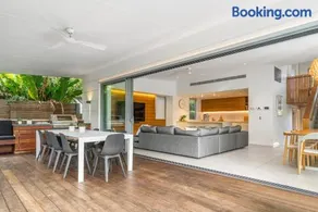 Kaylani Beach House 1 - Image 2