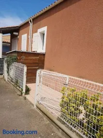Maison 100m de la plage avec parking securise plus fibre optique internet - Image 3