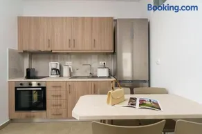 The Dandy Family Apartments - Image 3