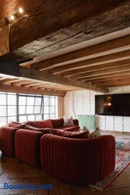 Freya's Farmhouse - Image 5