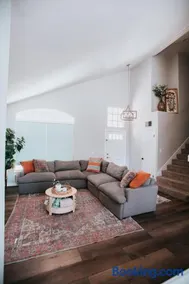 The lakes Family home - Image 1