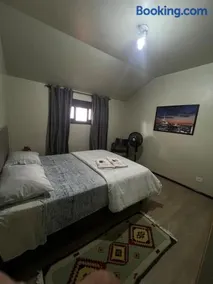 Apartamento no Centro Próximo à Padaria, Farmácia e Mercado - Image 4