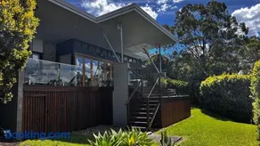 Hilltop Getaway - Image 5