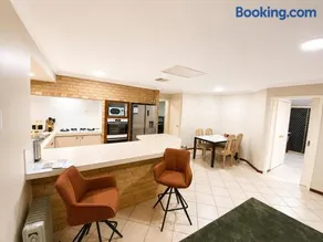 Mullaloo Beach Home - Image 5