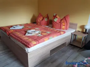 Ferienwohnung Rixen - Image 1