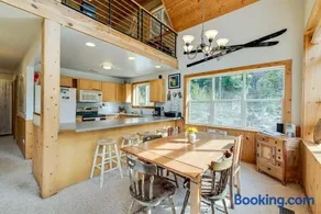 Hot Tub Cool Views: Roaring Creek Cabin - Image 3