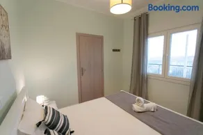 Sunset House - Image 5