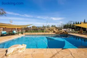Grand Wine Country 6BR Retreat Hot Tub & Views - Image 3