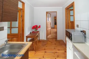 Free Bikes, WiFi, AC, Garden, 2 Beds - Image 1