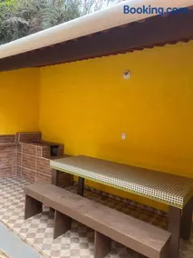 Chalezinho amarelo ipiabas - Image 3