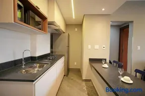 Park Avenue Business Flat - Image 3