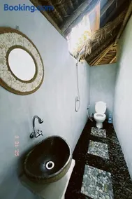 Vlaris Homestay - Image 4