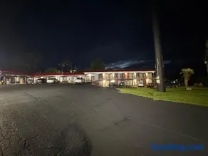 Lake Marion Inn - Image 3